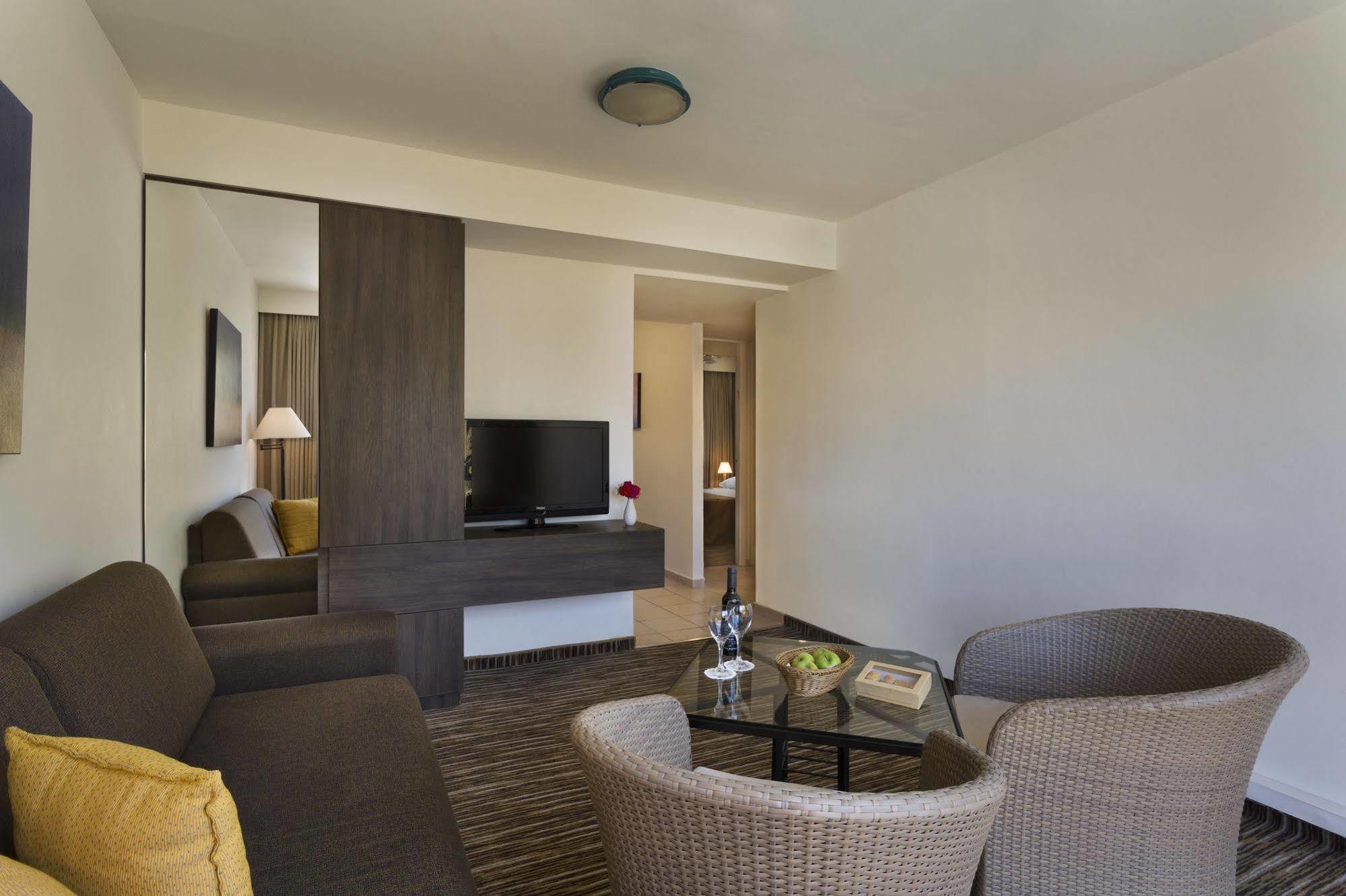 Ramon Inn By Isrotel Collection Micpe Ramon Kültér fotó